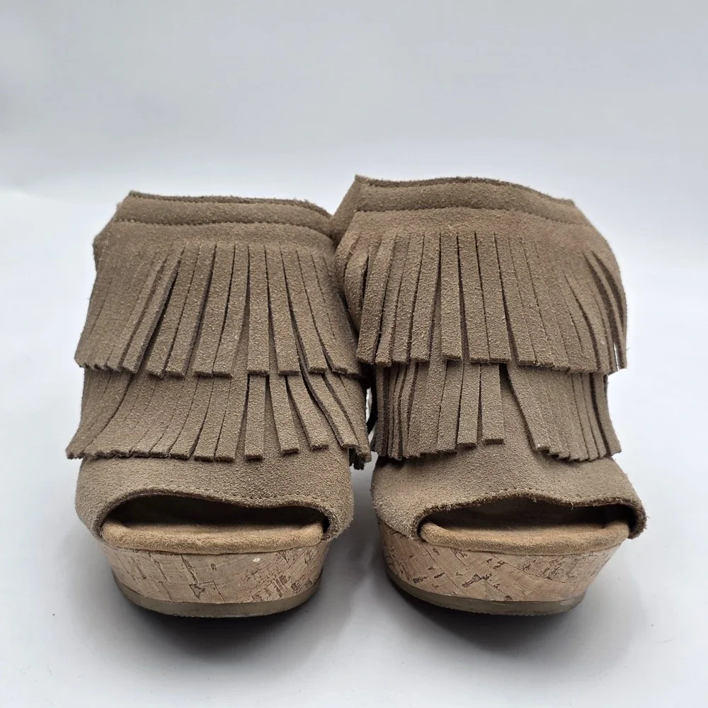 Minnetonka Ashley Fringe Espadrille Wedge Sandals US Size 6 M Taupe Brown Boho